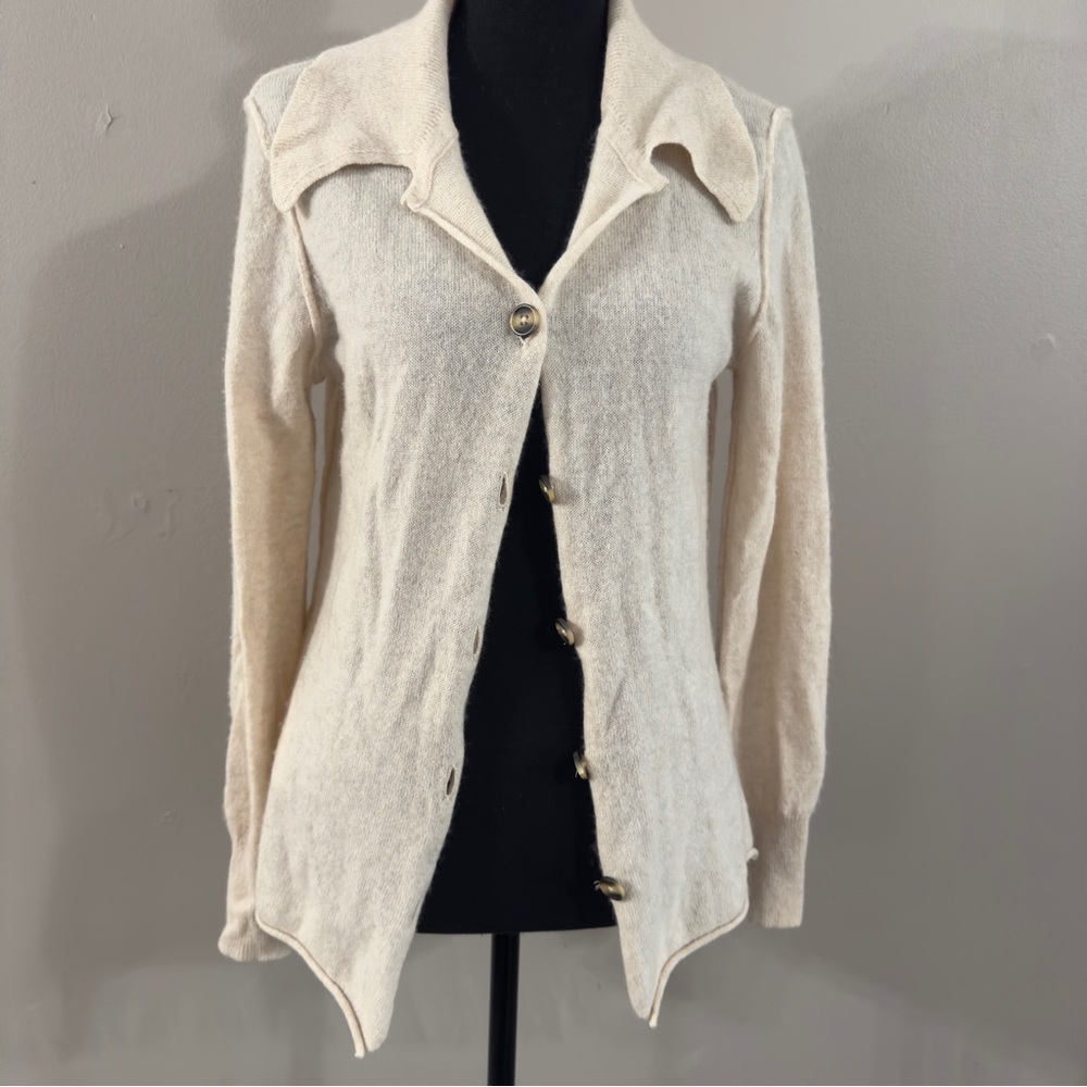 %100 cashmere button up